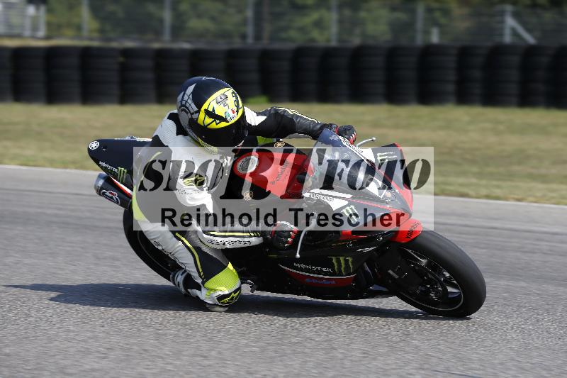 /Archiv-2025/49 26.08.2025 Cornu Master School ADR/rot-rouge/2